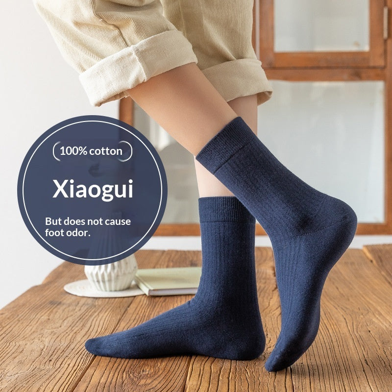 Mens Mid-Calf Cotton Socks With Odor-Resistant Properties